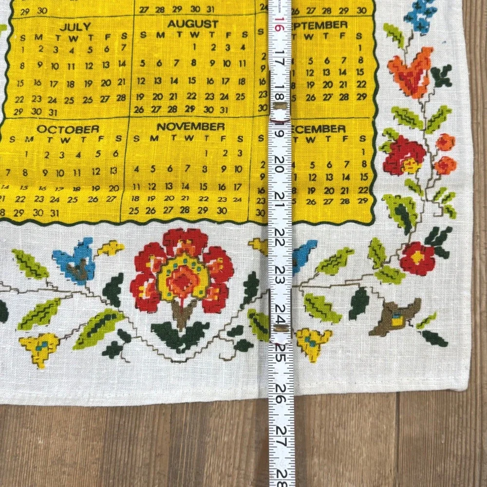 Vintage 1979 Calendar Tea Towel Folk Art Horse Carriage Linen Wall Hanging